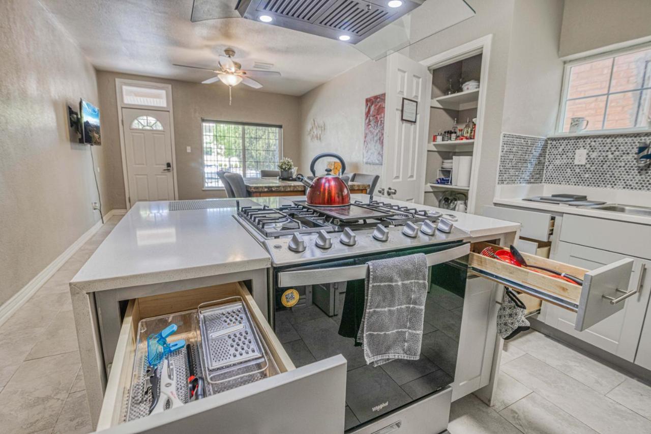 Close To All, Restful Duplex A In Downtown, Utep, Hospitals El Paso Bagian luar foto